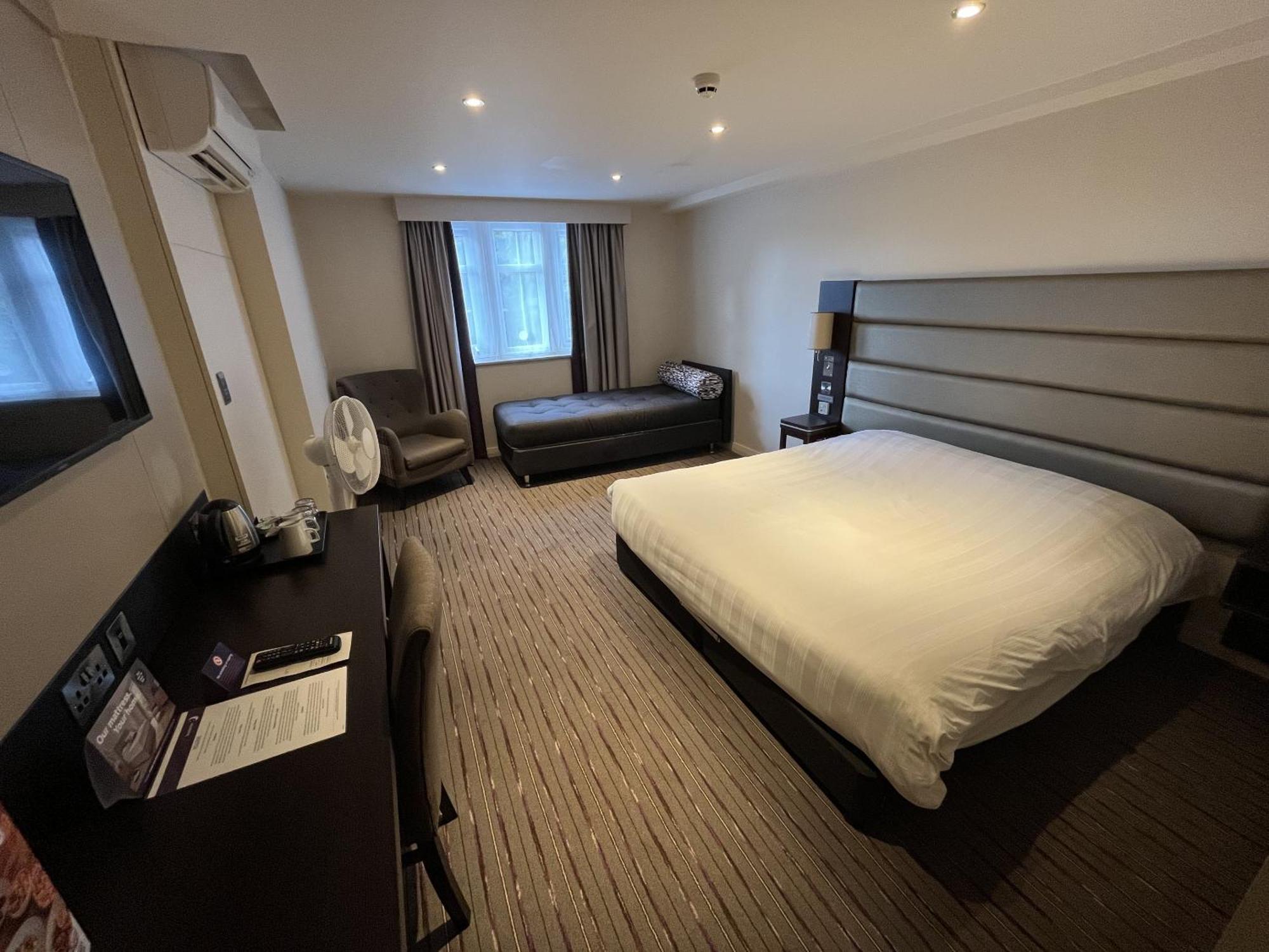 Отель Sidcot Arms Winscombe Экстерьер фото