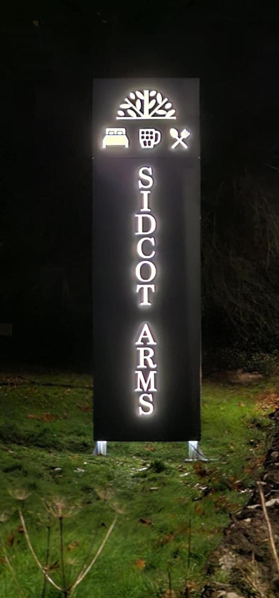 Отель Sidcot Arms Winscombe Экстерьер фото